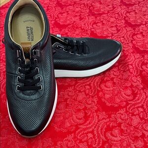 Johnston & Murphy Kinnon Perfed Jogger Black Leather Sneakers Men’s 9.5